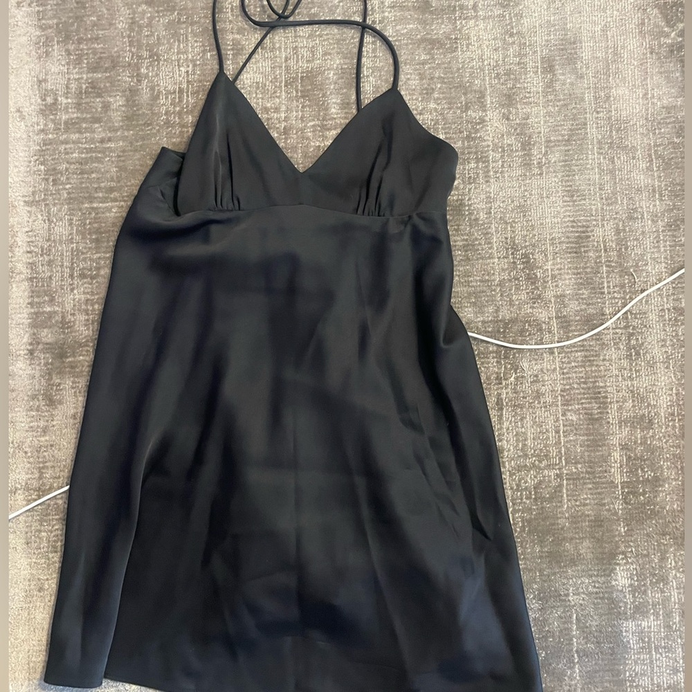 size small black zara dress.